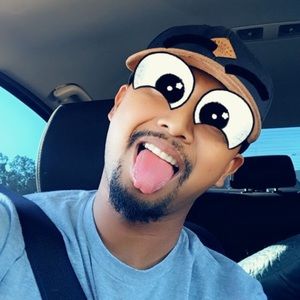 Meet your Posher, Jayr